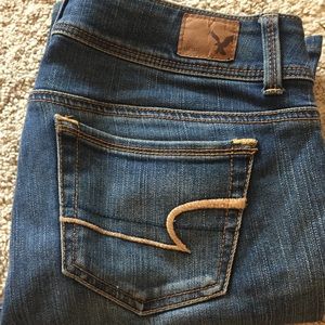 AMERICAN EAGLE kick boot jeans size 4